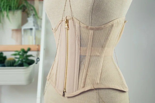 mesh corset for summer season as a summer corset
