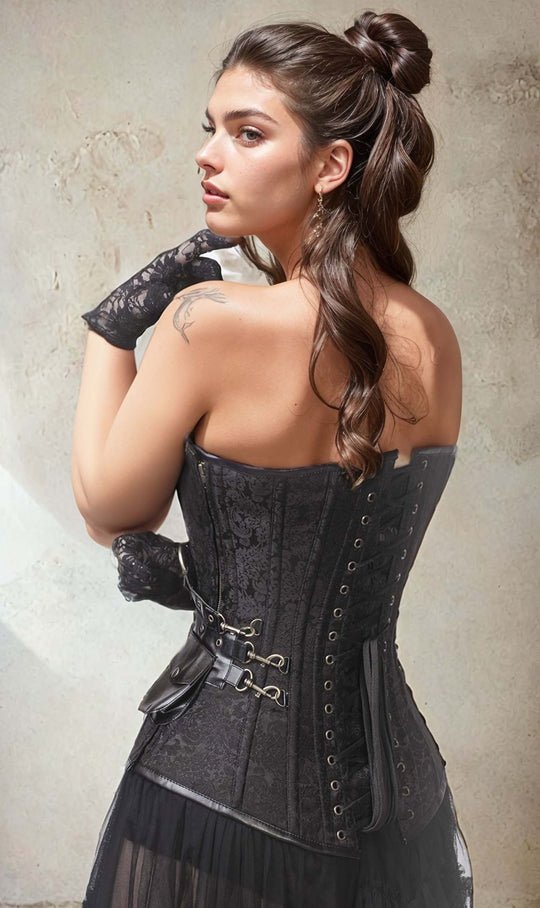 grunge corset trend, punk fashion 2025, corset streetwear, gothic fashion revival, DIY punk corset customization, Vivienne Westwood corset influence, punk aesthetic corset, glam rock style, punk outfit inspiration